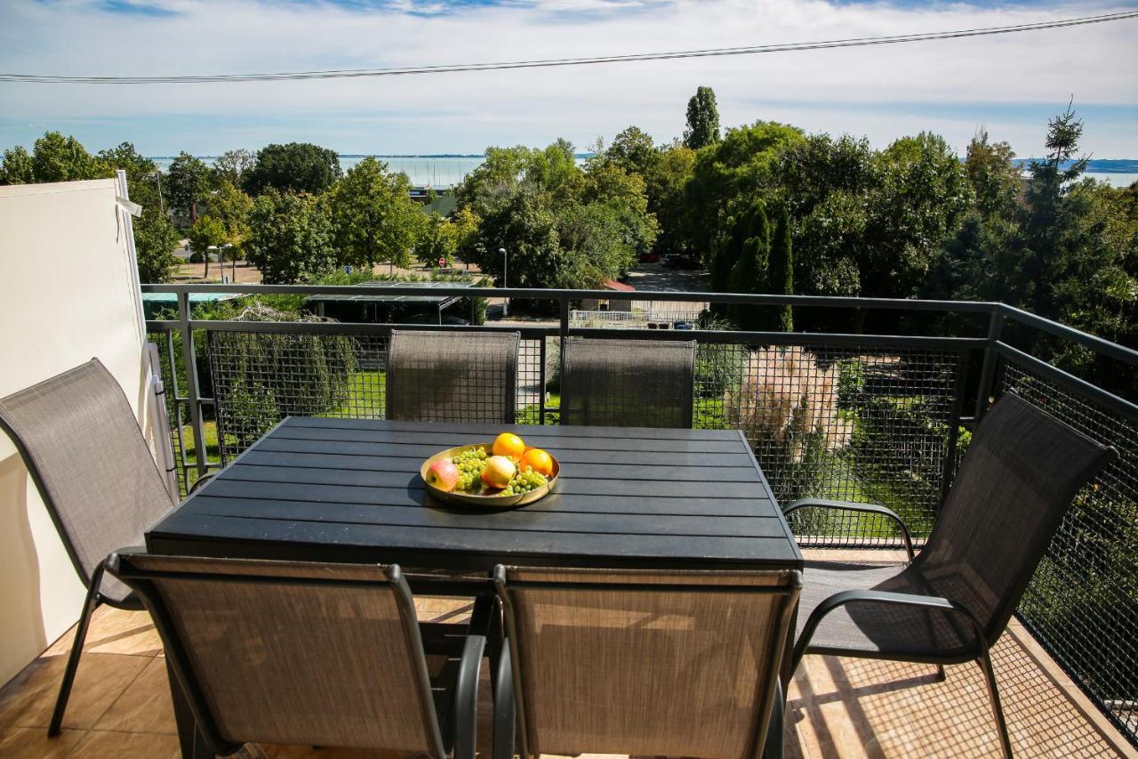 Balkon Apartmanhaz Panzio Balatonfüred Exterior foto
