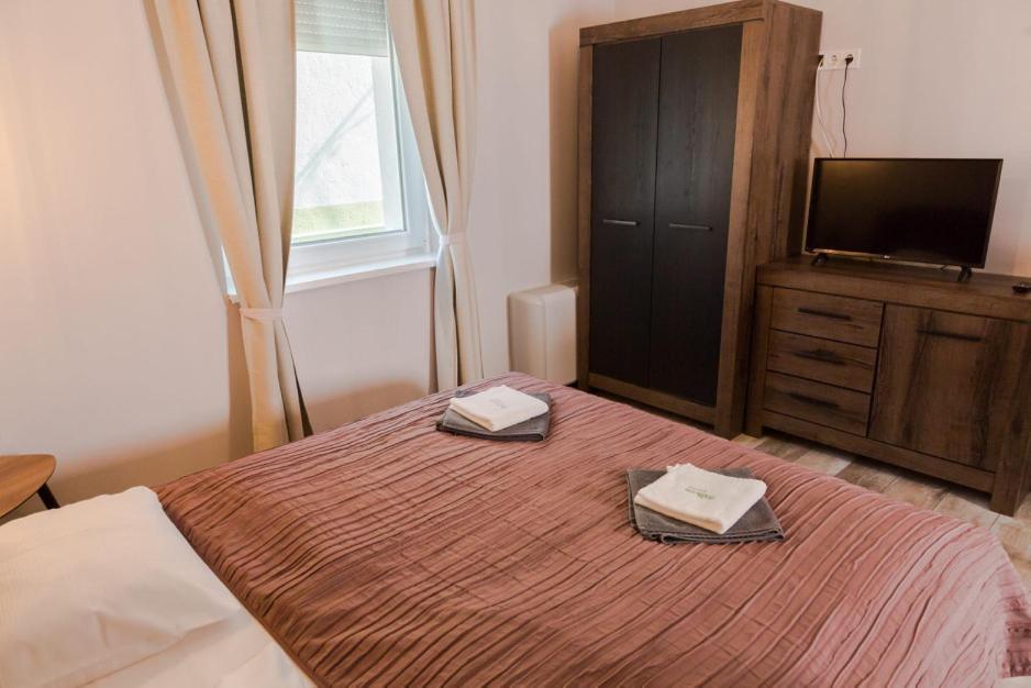 Balkon Apartmanhaz Panzio Balatonfüred Exterior foto